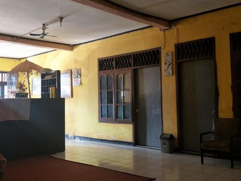 Spot On 2969 Hotel Citra Ayu Labuhan Luaran gambar